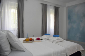 Art Apartments
